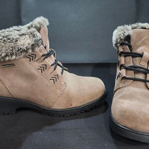 Sporto Women's Tan Fur-Lined Boots